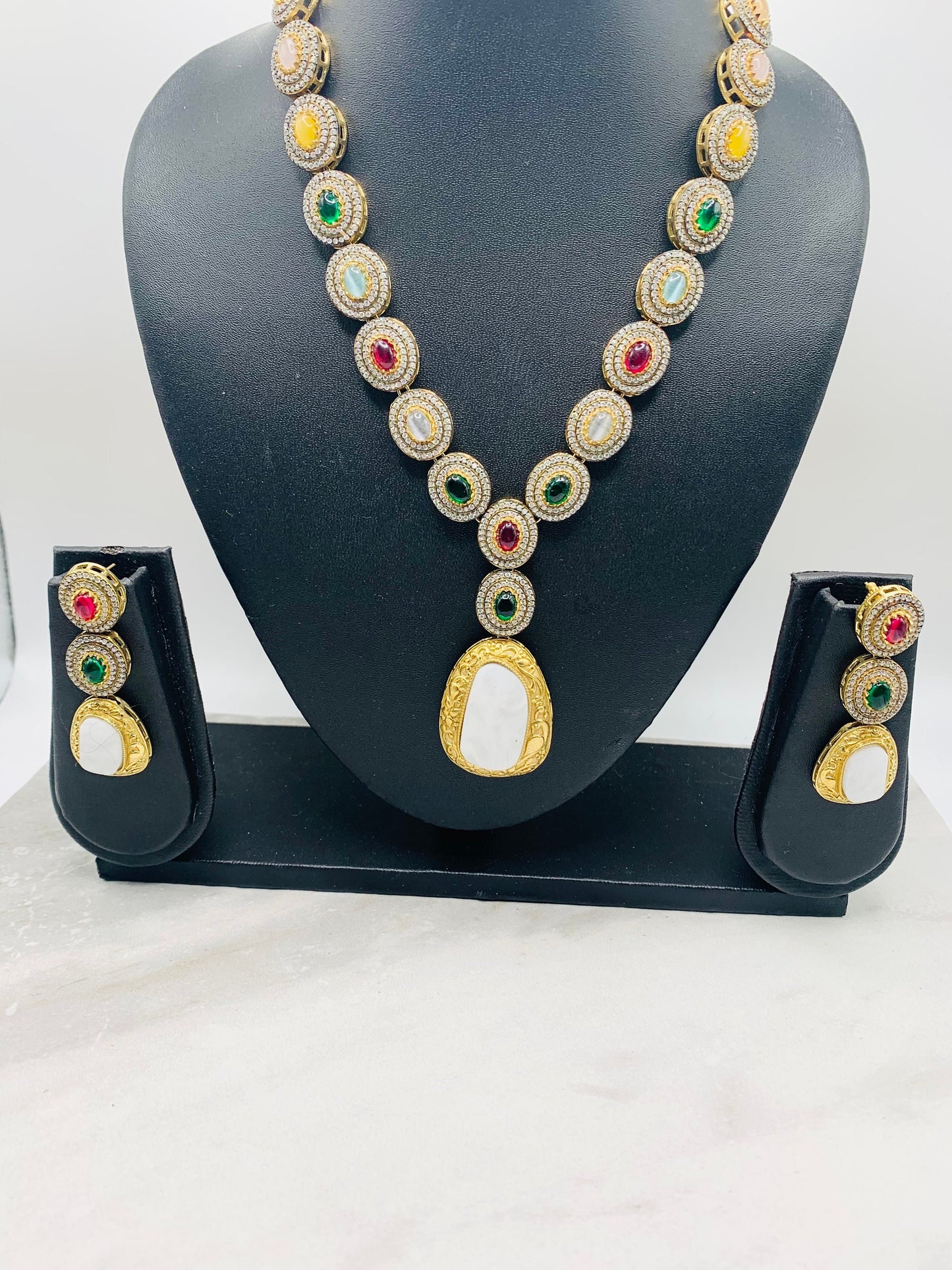 Sabyasachi inspired necklace with earrings