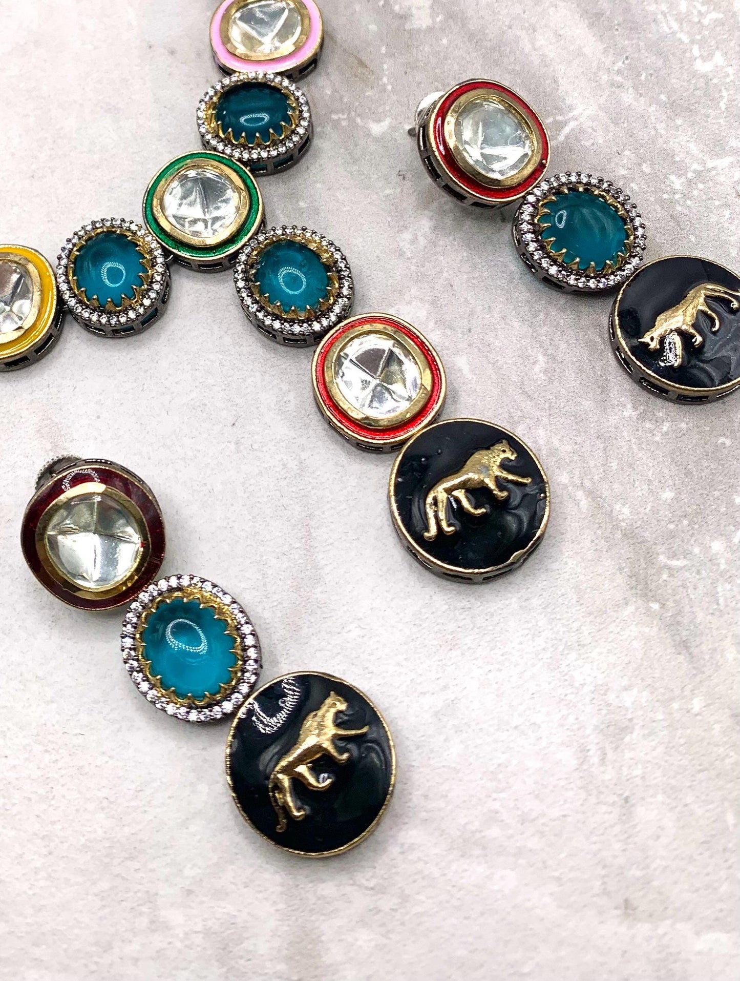 Sabyasachi inspired necklace with earrings/Sabyasacho set/moissanite kundan with meena work.