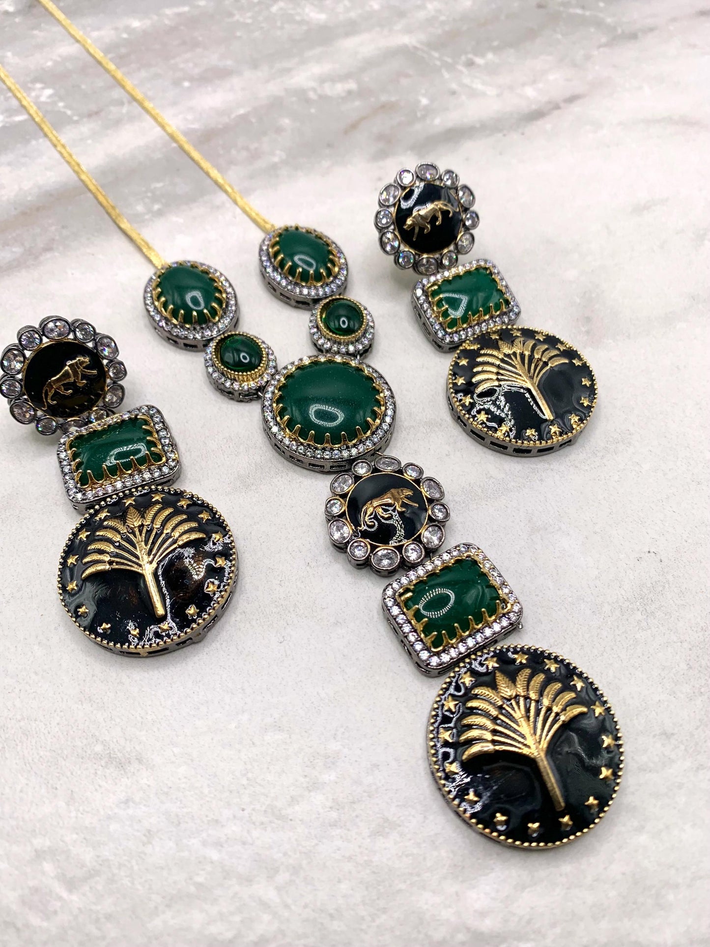 Sabyasachi inspired necklace and earrings.