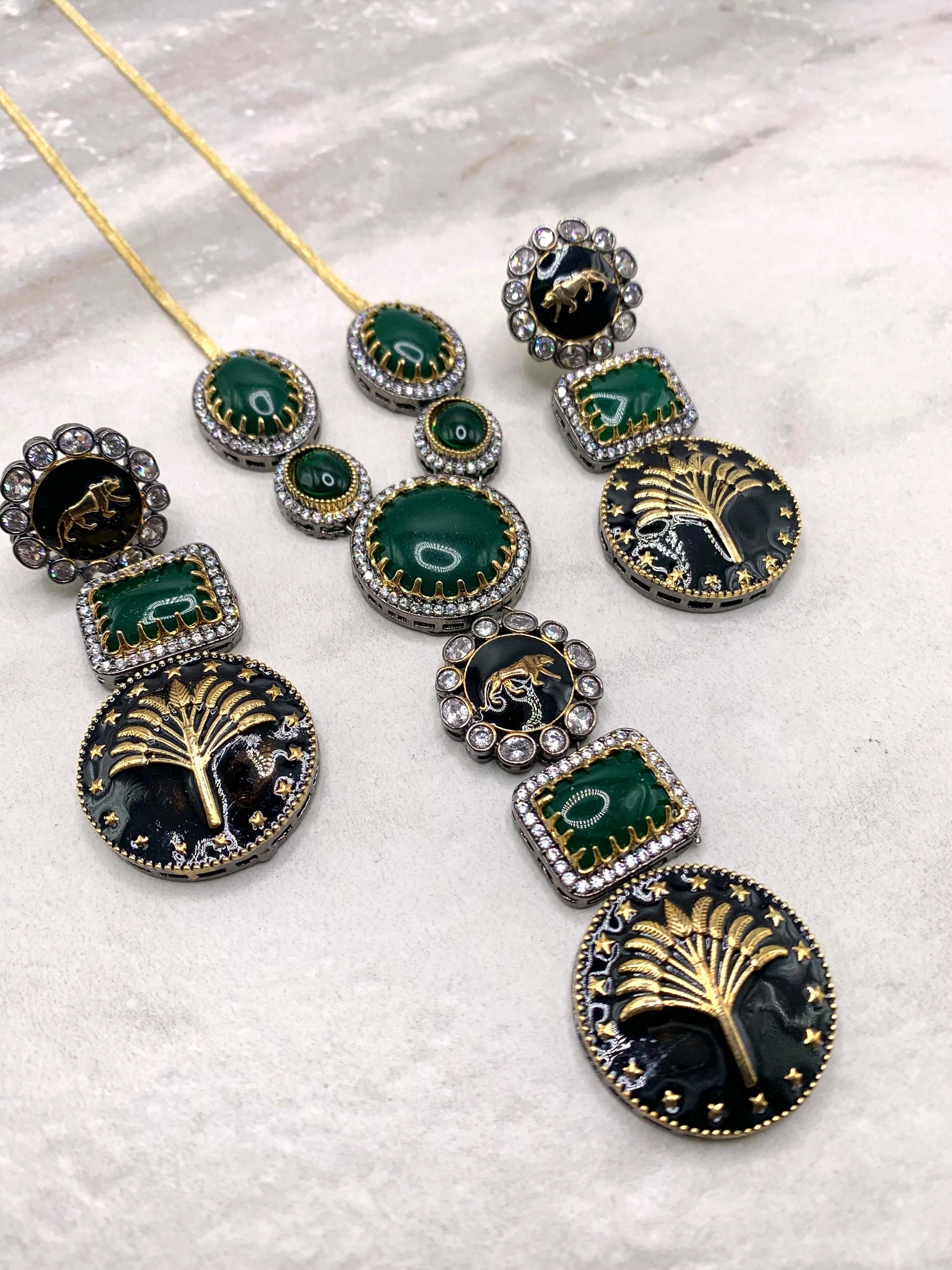 Sabyasachi inspired necklace and earrings.