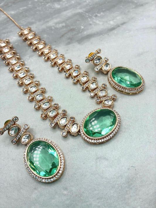 Sabyasachi inspired necklace with moissanite kundan work and earrings/green/doublet/sabyasachi inspired/party jewelry/jewelry/jewelery set