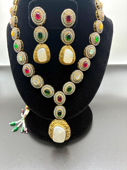 Sabyasachi inspired necklace with earrings/MoP